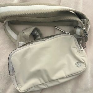 Lululemon Everywhere Belt Bag in White
